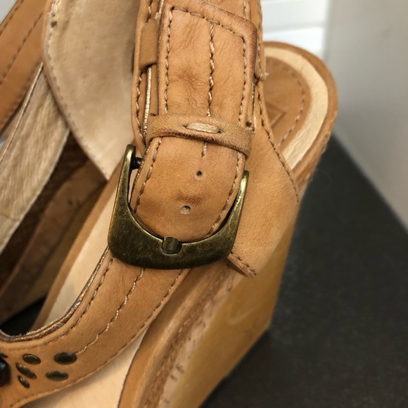 Frye Bridget Ornament women’s leather wedges - Picture 6 of 10